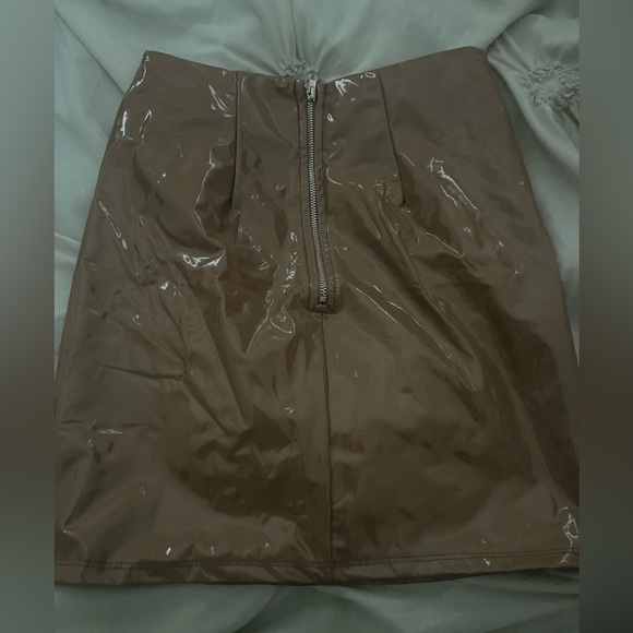 FASHION NOVA plastic mini skirt nude size XS - Picture 5 of 5